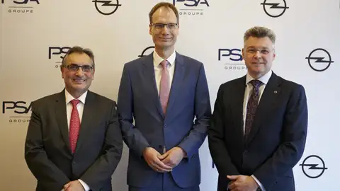 Foto_OPEL.jpg Foto_OPEL