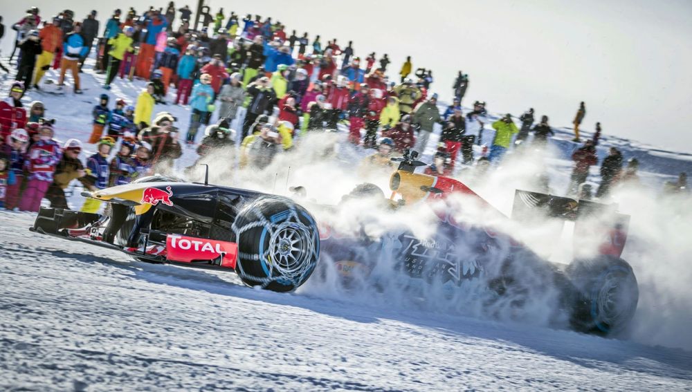formula-1-nieve-1017-01.jpg