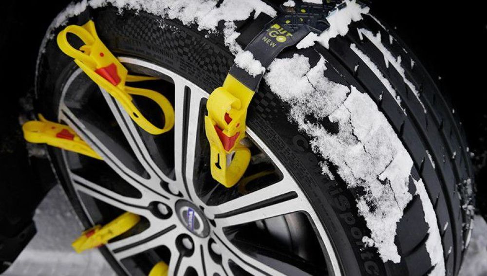 Video-montaje-cadenas-NIEVE.jpg