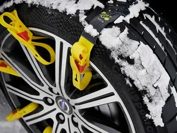 Video-montaje-cadenas-NIEVE.jpg Video-montaje-cadenas-NIEVE.jpg
