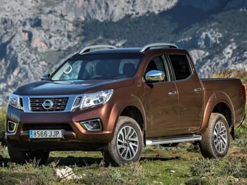 nissan-np300-navara35.jpg nissan-np300-navara35.jpg
