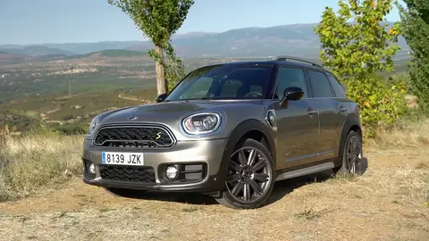 MINI-COOPER-S-E-COUNTRYMAN.jpg MINI COOPER S E COUNTRYMAN