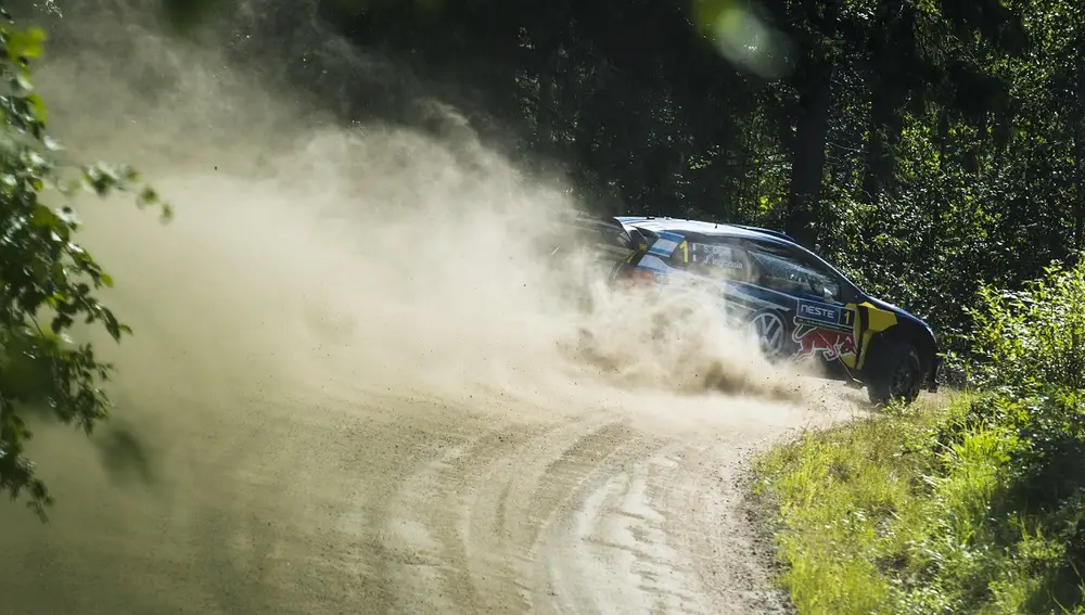 sebastien-ogier-wrc-finlandia-rally-2016-cc.jpg