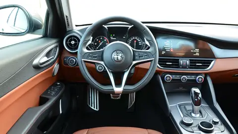 alfa-romeo-giulia-prueba-claverod-1117-022.jpg alfa-romeo-giulia-prueba-claverod-1117-022