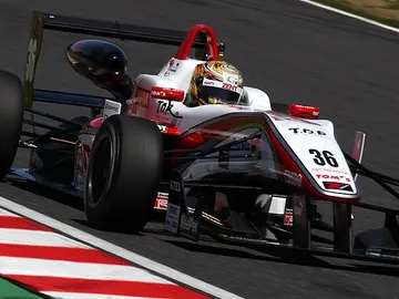 KentaYamashitaF3Test2016Suzuka.jpg KentaYamashitaF3Test2016Suzuka.jpg