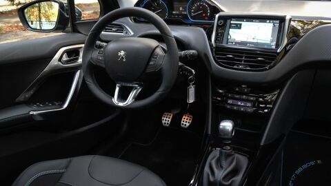 peugeot_2008_crossway_66