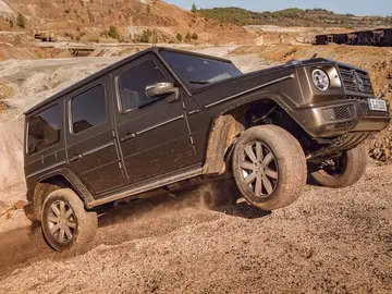 2019-mercedes-benz-g-class-2.jpg 2019-mercedes-benz-g-class-2.jpg