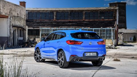 bmw-x26