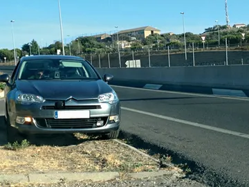 coche-camuflado-radar-2017-01.jpg coche-camuflado-radar-2017-01.jpg
