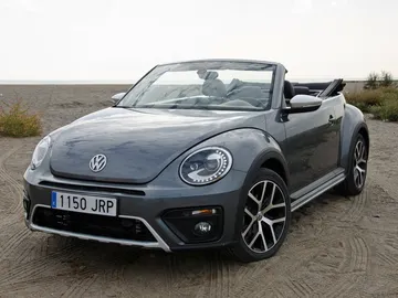 volkswagen-beetle-dune-cabrio-prueba-claverod-0717-015.jpg volkswagen-beetle-dune-cabrio-prueba-claverod-0717-015.jpg