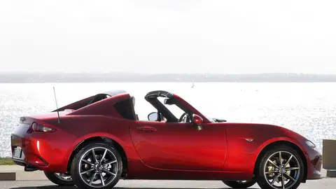 mazda_mx-5_rf_gt_8.jpg mazda_mx-5_rf_gt_8