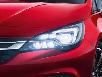 opel-astra-led-211215-01.jpeg opel-astra-led-211215-01.jpeg