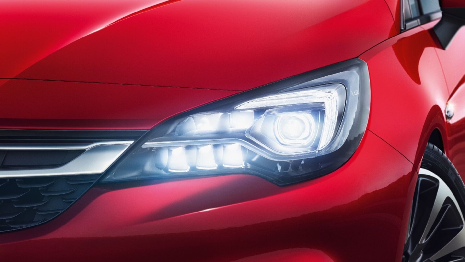 opel-astra-led-211215-01.jpeg
