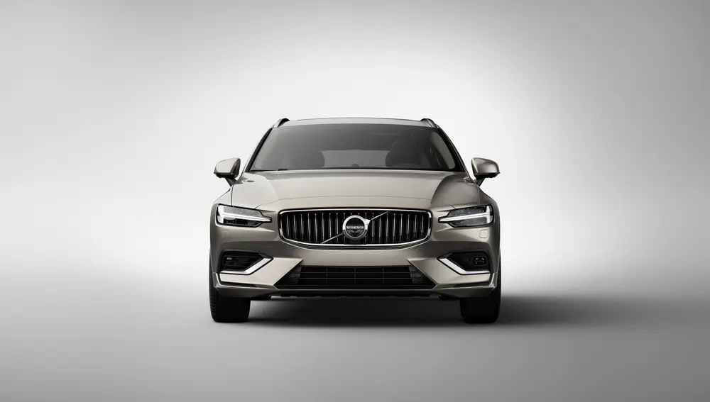 223561_New-Volvo-V60-exterior.jpg