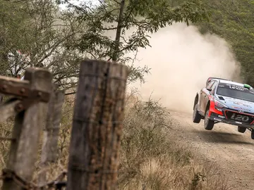 CC-Paddon-Argentina-2016.jpg CC-Paddon-Argentina-2016.jpg