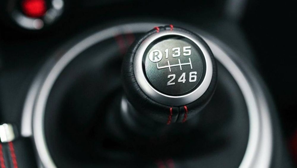 toyota-cambio-manual-0817-02.jpg