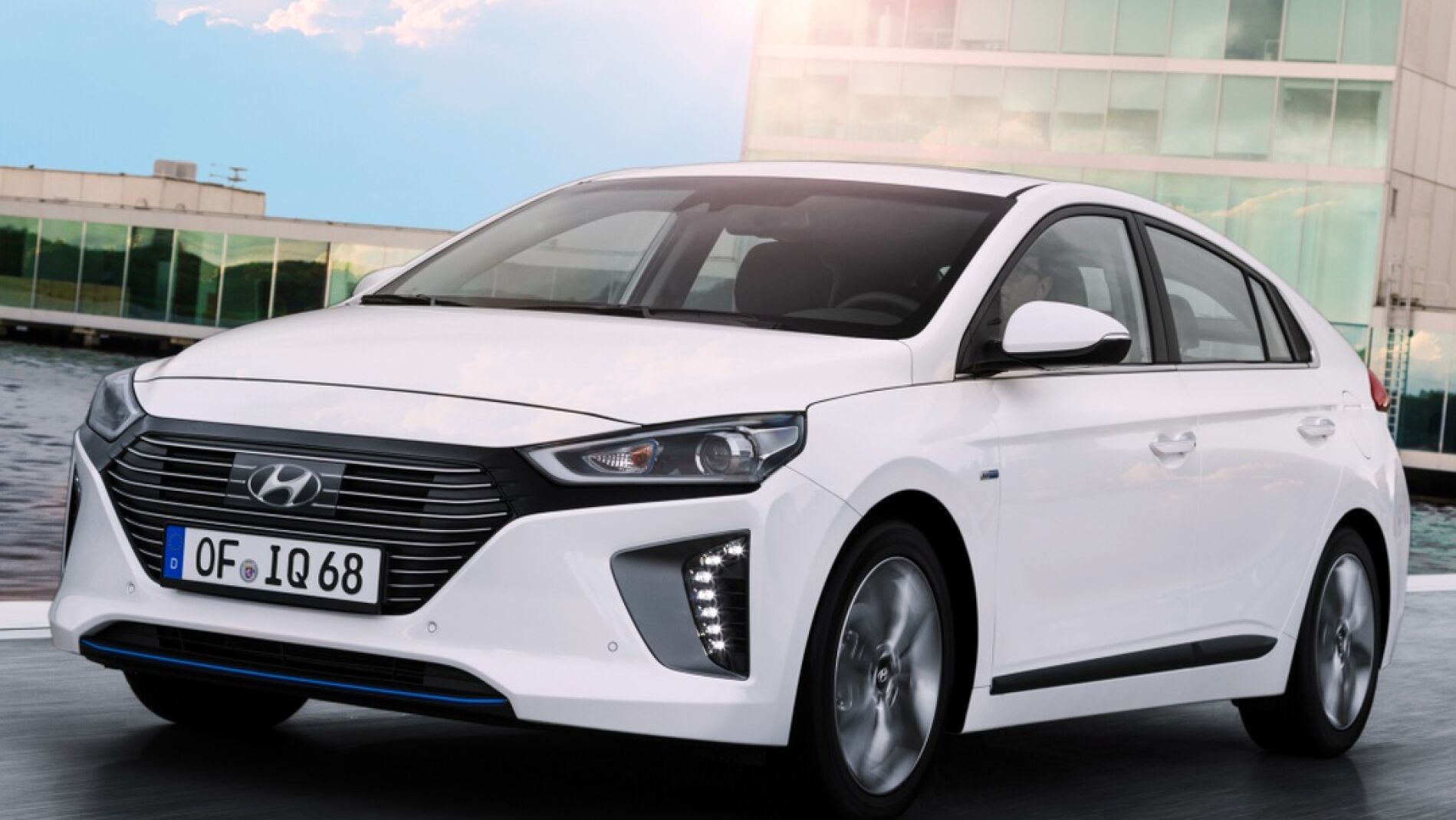 hyundai-ioniq24