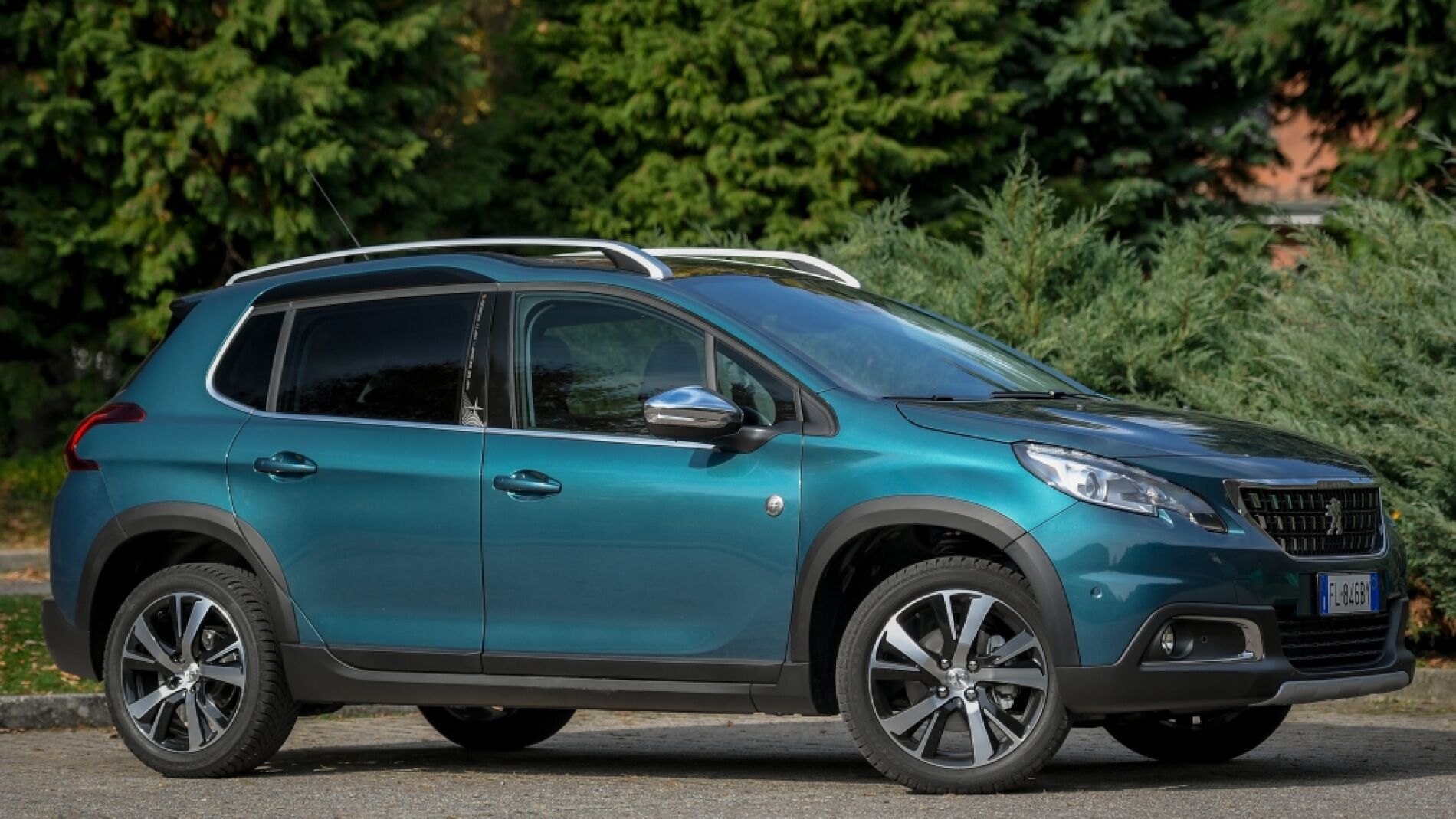peugeot_2008_crossway_77.jpg