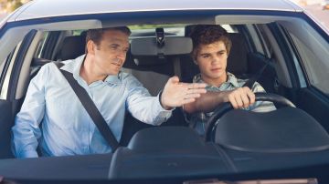 carnet-conducir-autoescuela-0517-01.jpg