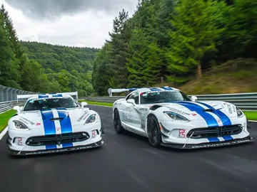 dodge-viper-nurbrurgring-2017-01.jpg dodge-viper-nurbrurgring-2017-01.jpg