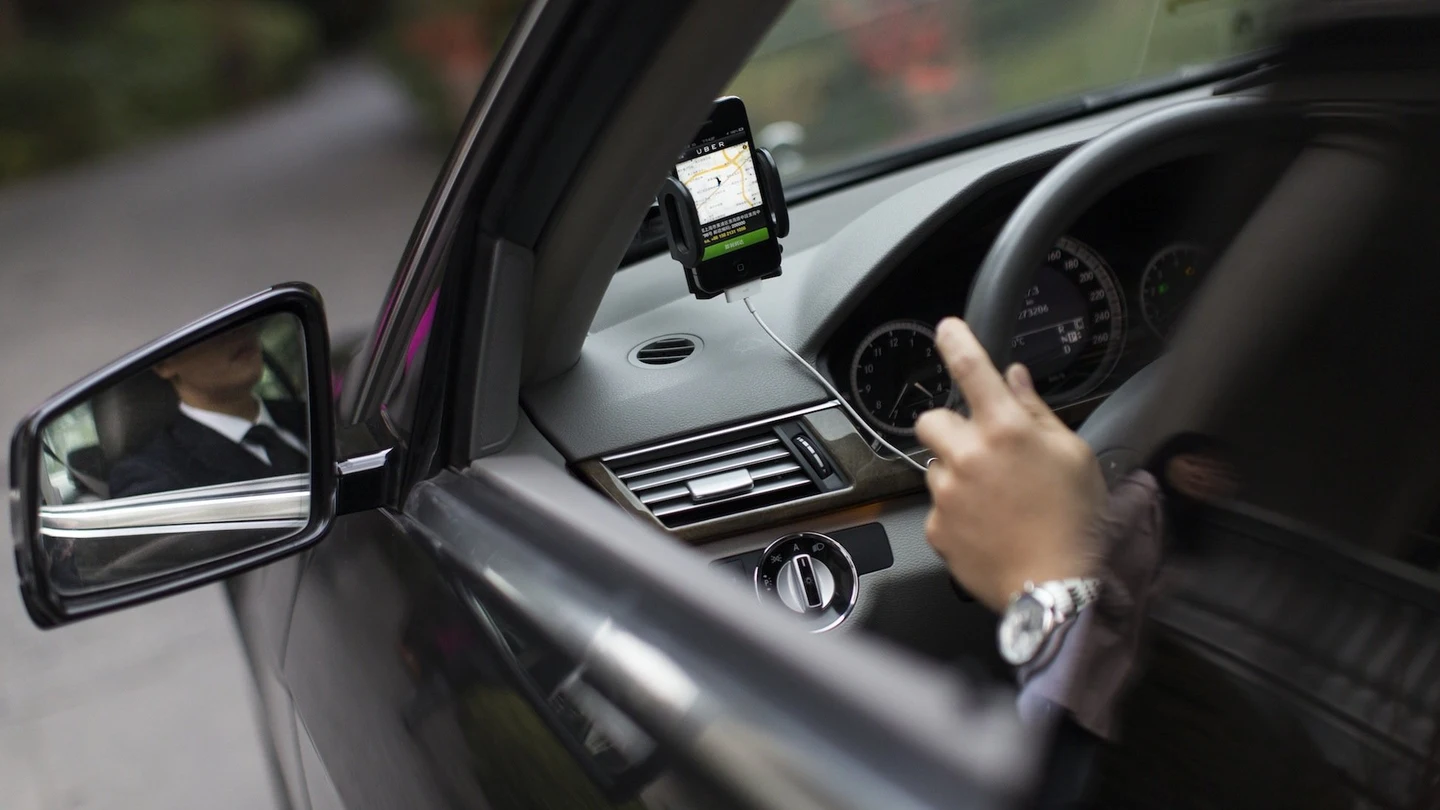 Coche de Cabify Fedetaxi-Uber-Cabify-Empresas_271235908_58434245_1950x1140
