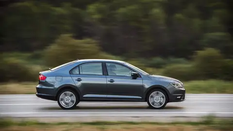 SEAT-Toledo8.jpg SEAT-Toledo8