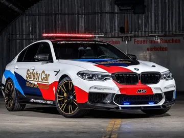 BMW-M5-MotoGP-Safety-Car-1017-1.jpg BMW-M5-MotoGP-Safety-Car-1017-1.jpg