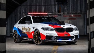 BMW-M5-MotoGP-Safety-Car-1017-1.jpg