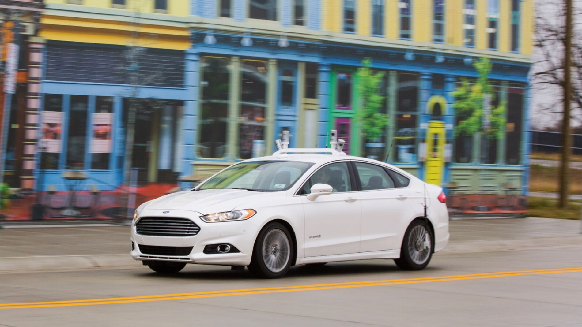 ford-fusion-autonomo-121115-03.jpg