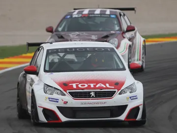 CC-Peugeot-TCR-2016.jpg CC-Peugeot-TCR-2016.jpg