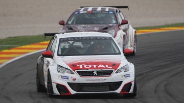 CC-Peugeot-TCR-2016.jpg