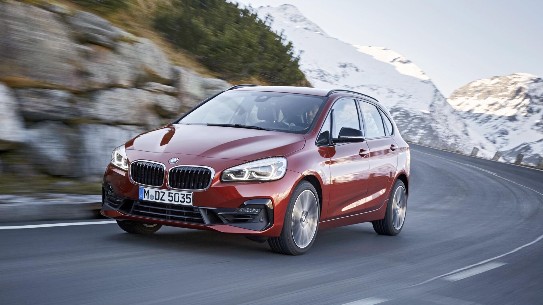 P90288886_highRes_the-new-bmw-2-series.jpg