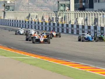 SalidaF4Spain2017MotorlandAragonR.jpg SalidaF4Spain2017MotorlandAragonR.jpg