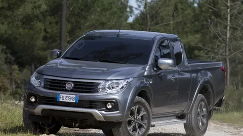 fiat_fullback_extended_cab_5.jpg fiat_fullback_extended_cab_5