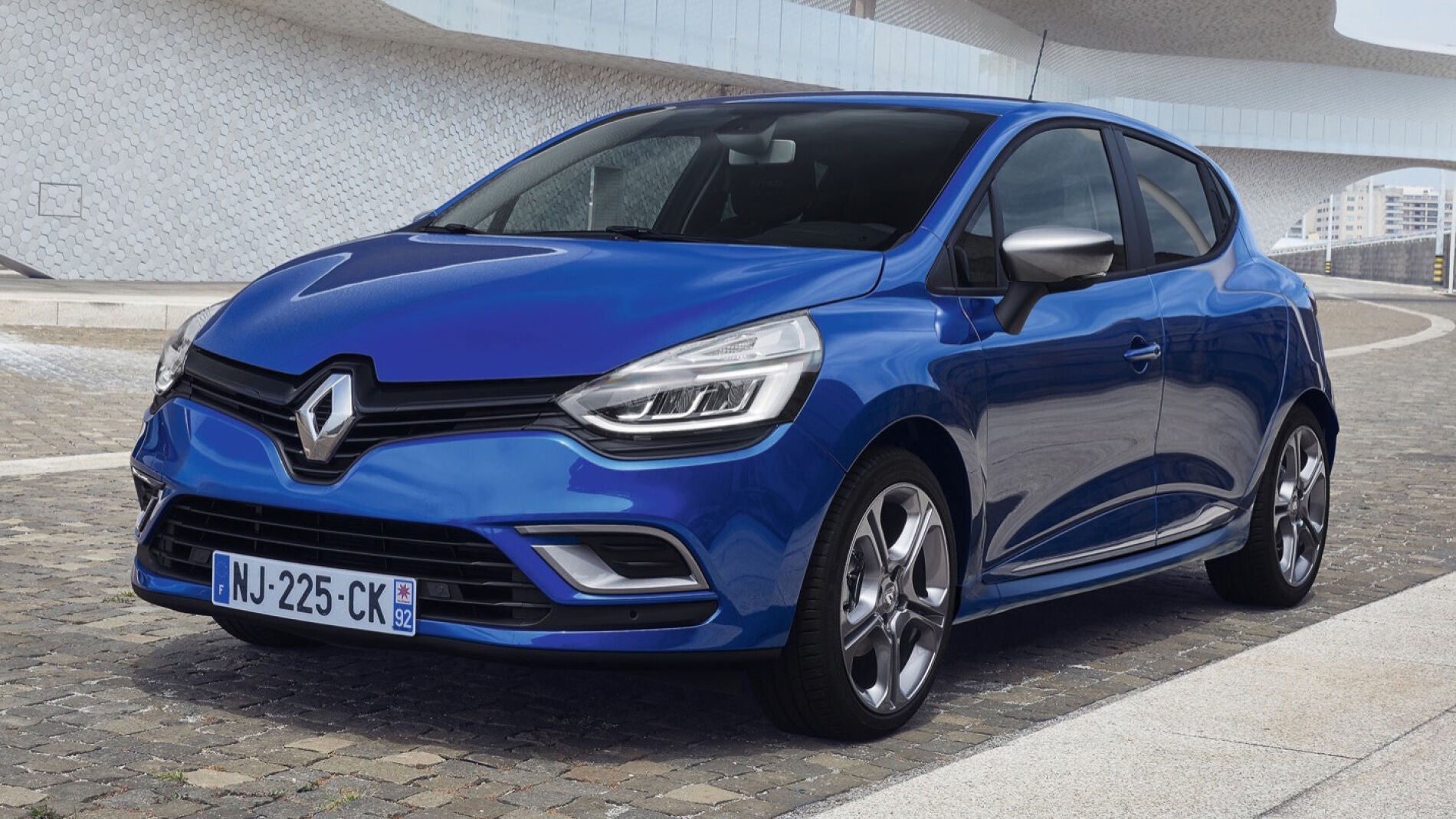 0clio1.jpg
