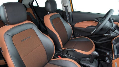 chevrolet_onix_activ_2