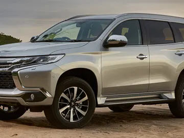 0pajerosport.jpg 0pajerosport.jpg