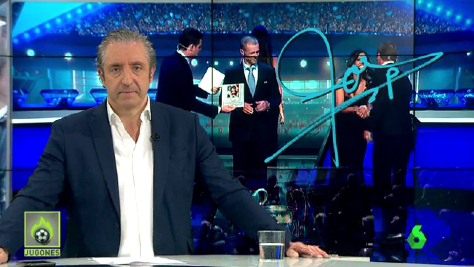 &ldquo;La UEFA EST&Aacute; A LO SUYO. Reuniones, canap&eacute;s, postureo... Vamos, que EL F&Uacute;TBOL LES DA IGUAL&rdquo;