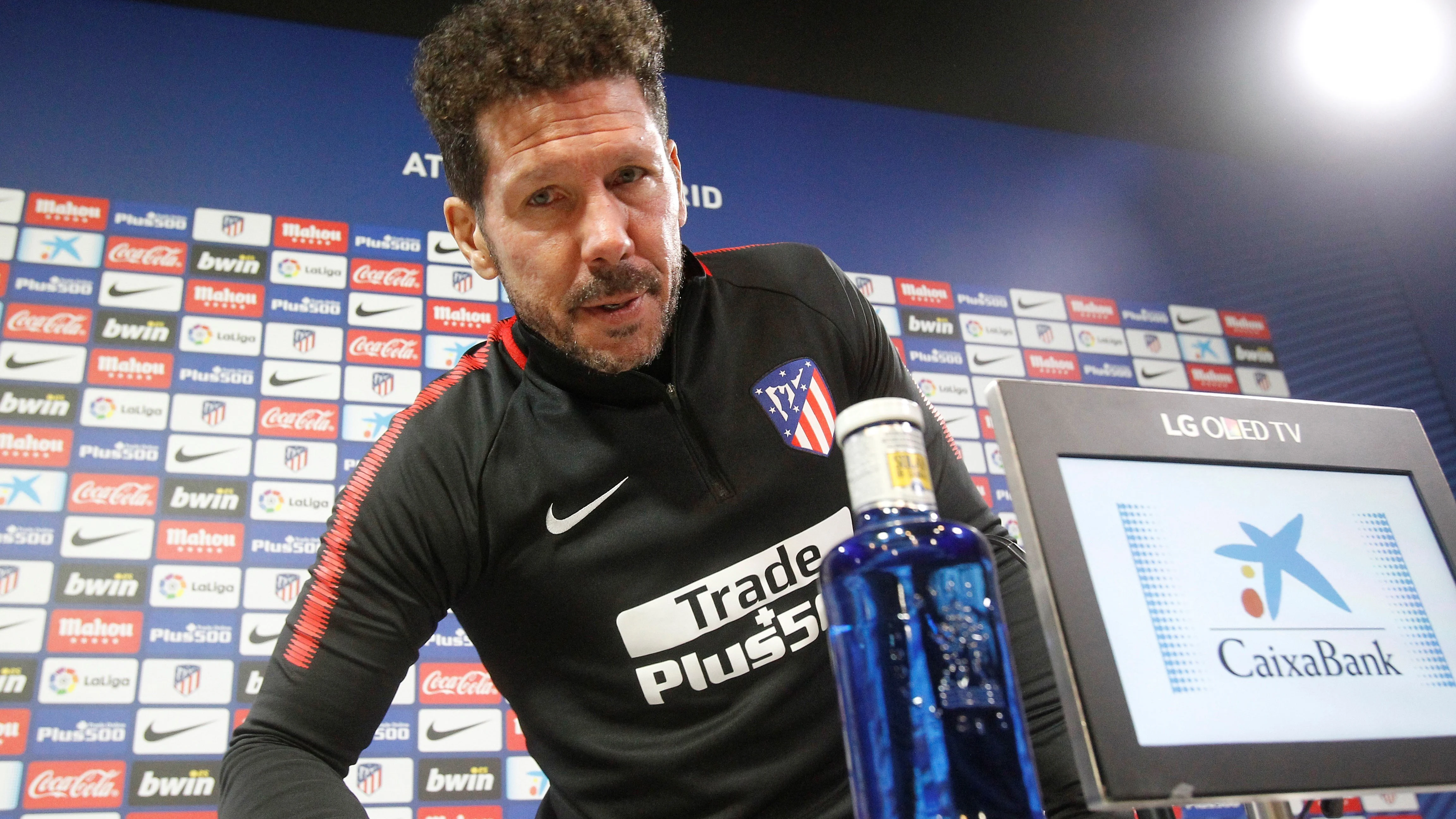 Simeone, antes de la rueda de prensa