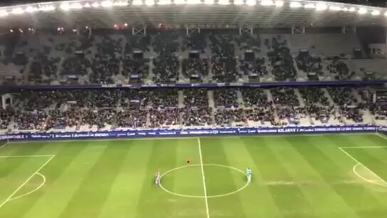 Minuto de silencio en el Carlos Tartiere