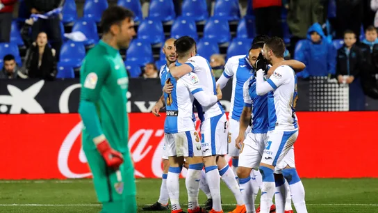 Los jugadores del Leganés celebran uno de los goles frente al Málaga Los jugadores del Leganés celebran uno de los goles frente al Málaga