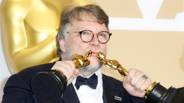 El director Guillermo del Toro en la ceremonia de los Oscar