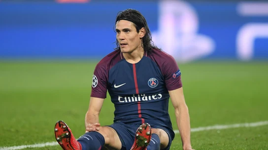 Cavani se lamenta durante un partido Cavani se lamenta durante un partido