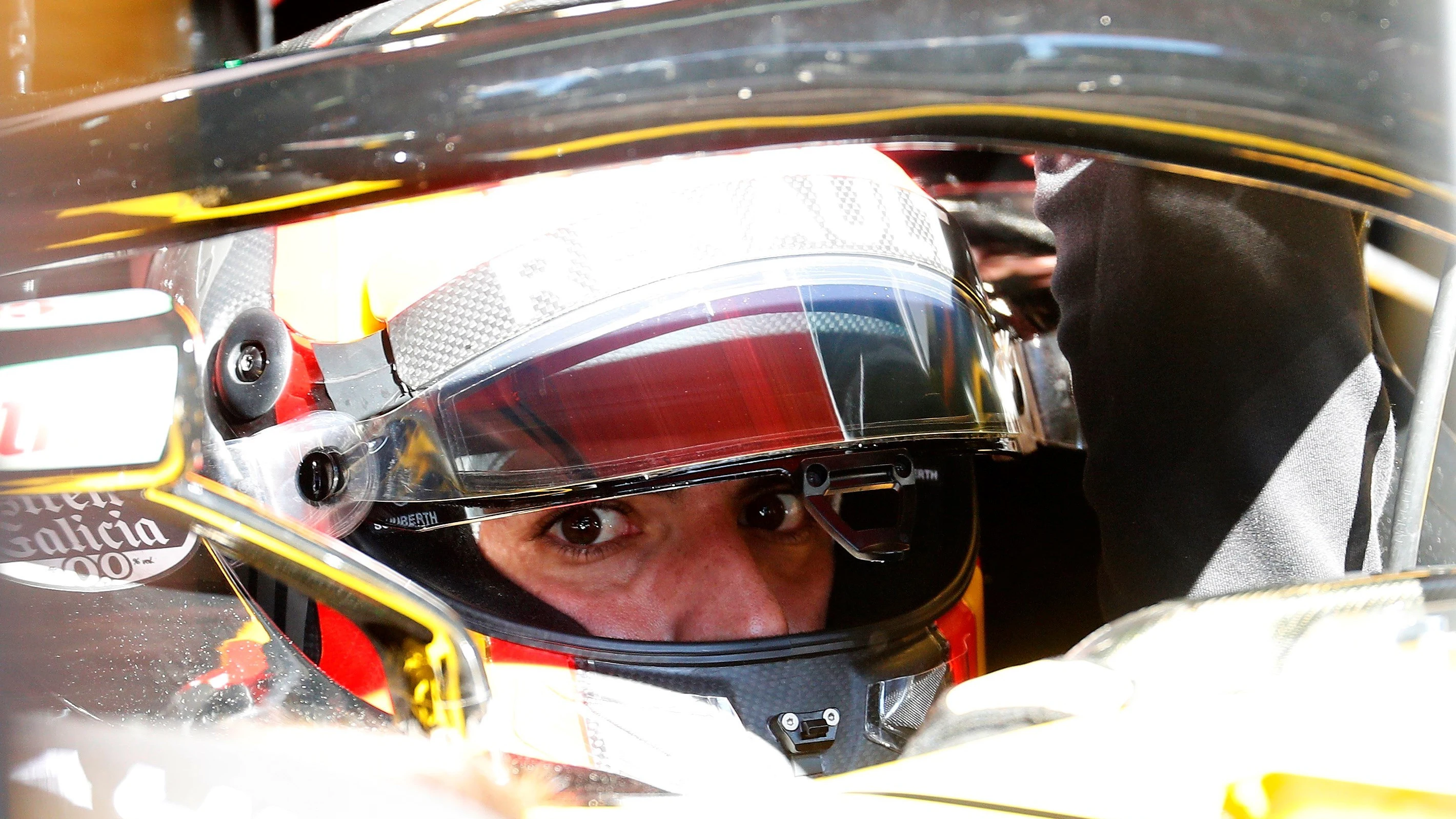 Carlos Sainz, durante los entrenamiento de F1 en Montmeló