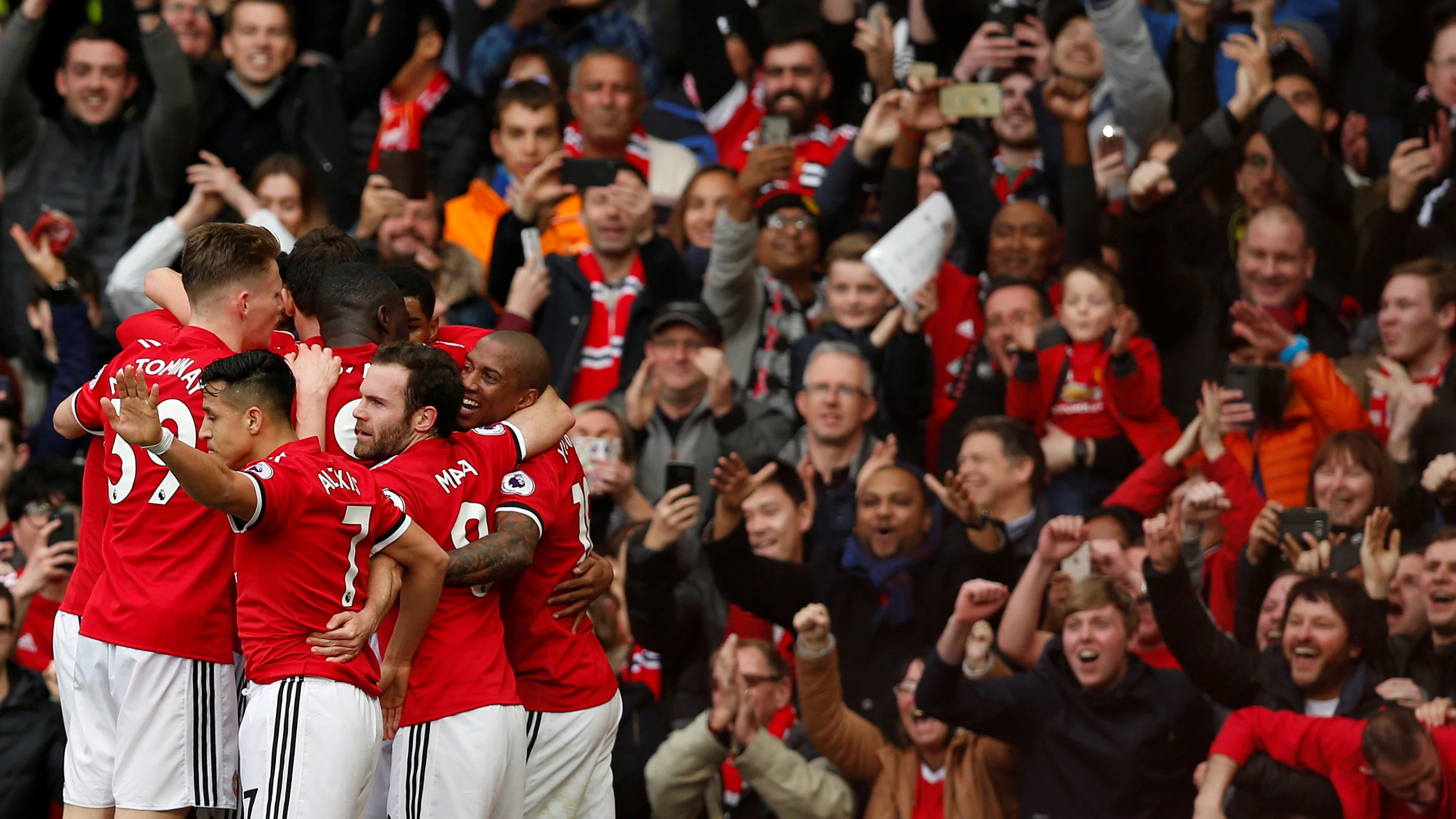 El Manchester United celebrando un gol