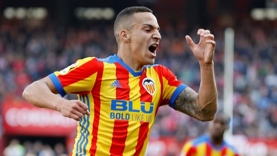 Rodrigo celebra un gol Rodrigo celebra un gol