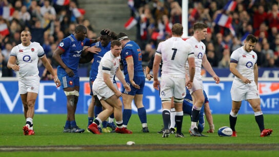 Los jugadores franceses celebran una acci&oacute;n ante Inglaterra