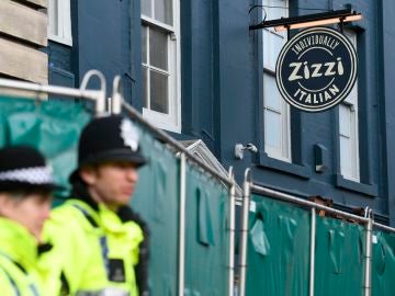 La pizzería Zizzi en la que se han encontrado restos del gas tóxico La pizzería Zizzi en la que se han encontrado restos del gas tóxico