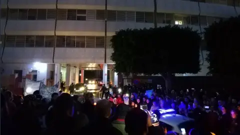 Ciudadanos en la Comandancia de la Guardia Civil Ciudadanos en la Comandancia de la Guardia Civil