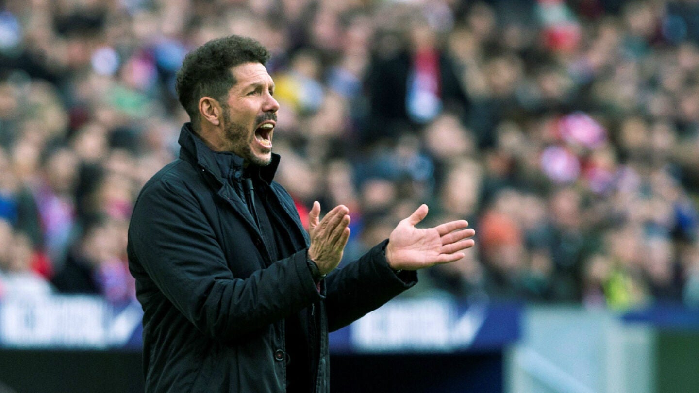 Simeone, durante un partido